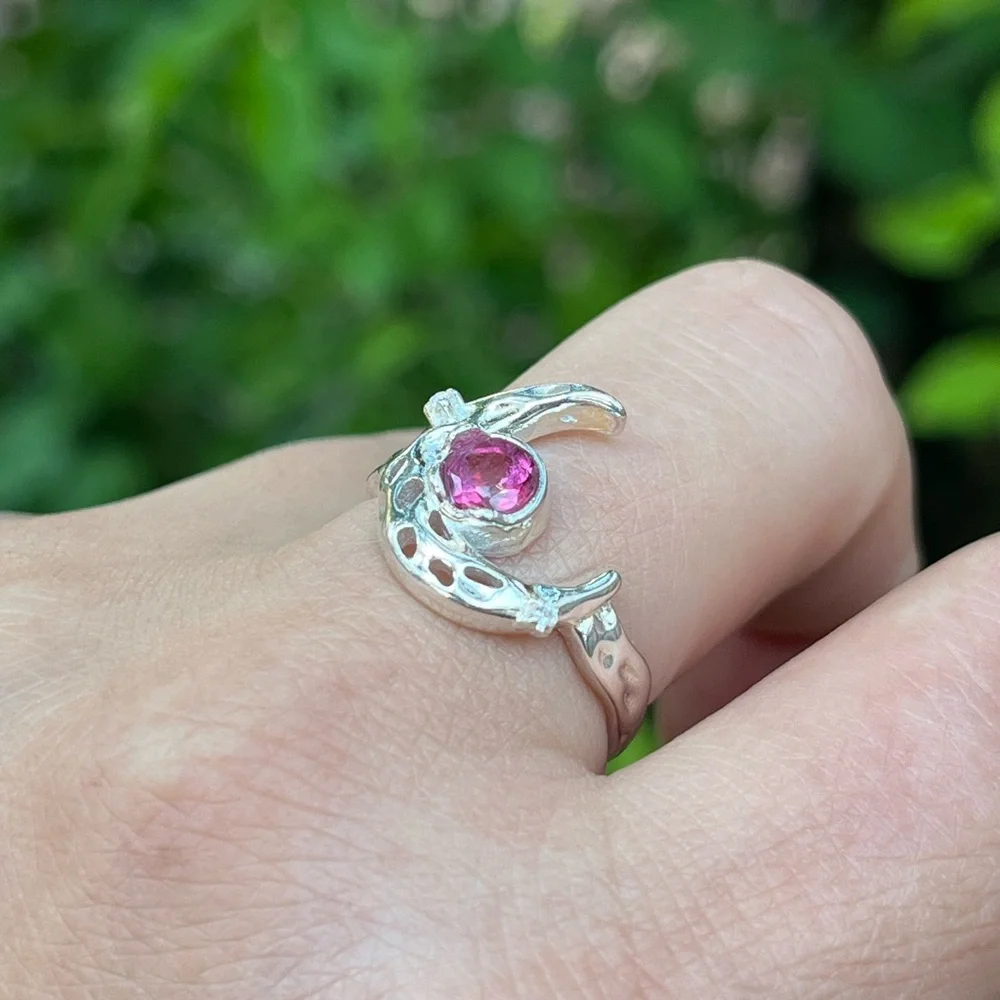 Sterling silver adjustable pink‎ tourmaline ring